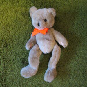 1997 Cuddly Critter Plush Bear stands 12 inches tall with 2 tags